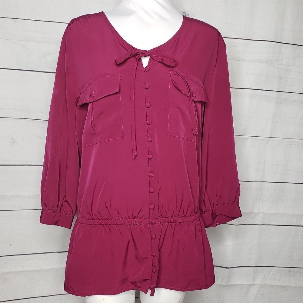 Ellen Tracy button up blouse neck tie purple red